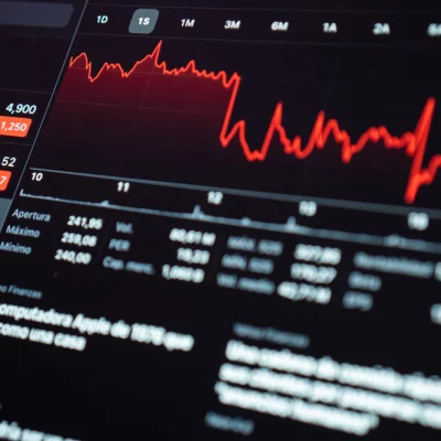 چگونه در شرایط ریزشی بازار بورس کمتر ضرر کنیم